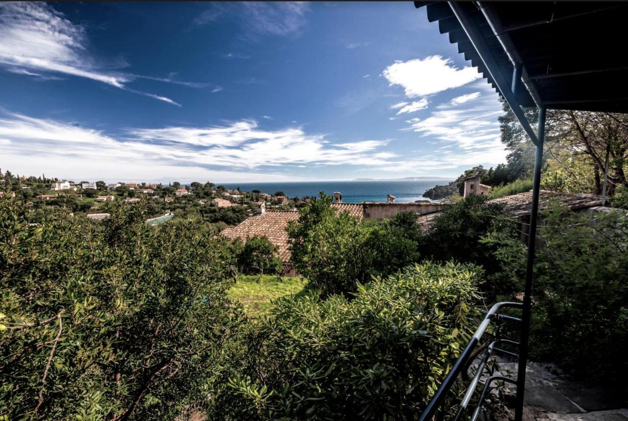 Petite Maison De Vacance Vue Mer Le Lavandou Exterior photo